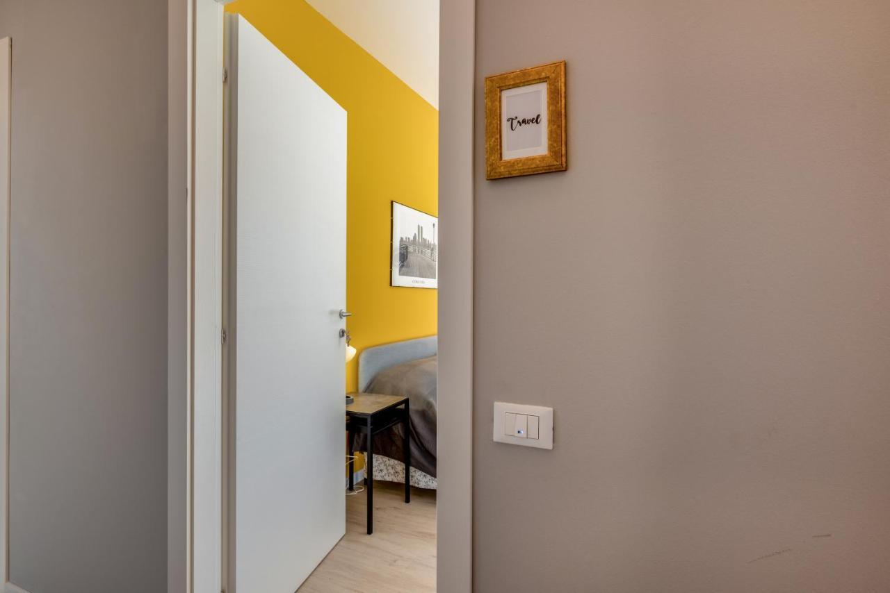 Family & Friends Rooms With Shared Bathroom Padova Luaran gambar